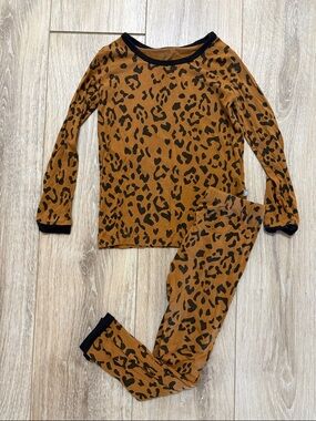 Kyte Baby nutmeg leopard LS pjs